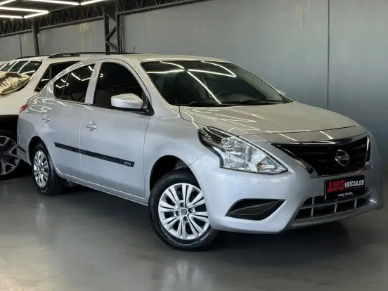 NISSAN-VERSA-2016