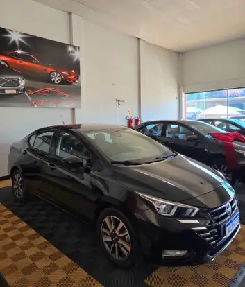 NISSAN-VERSA-2023