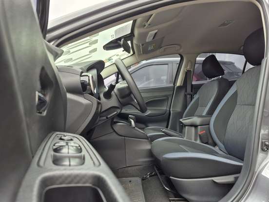 NISSAN-VERSA-2024