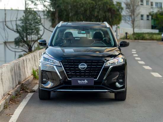 NISSAN-KICKS-2023