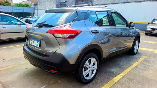 NISSAN-KICKS-2018