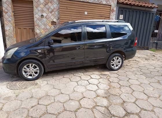 NISSAN LIVINA 1.8 SL X-GEAR 16V FLEX 4P AUTOMÁTICO
