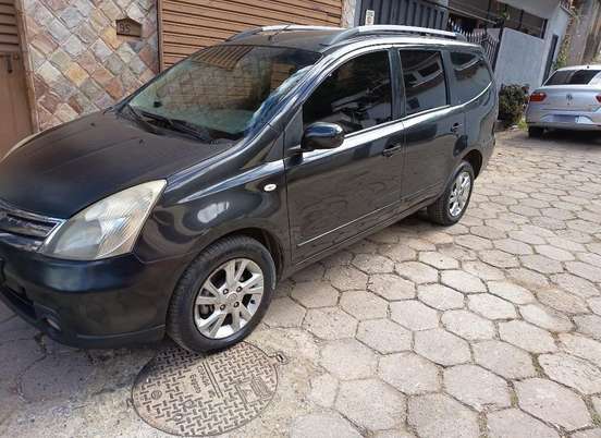 NISSAN-LIVINA-2014