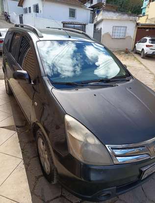 NISSAN-LIVINA-2014