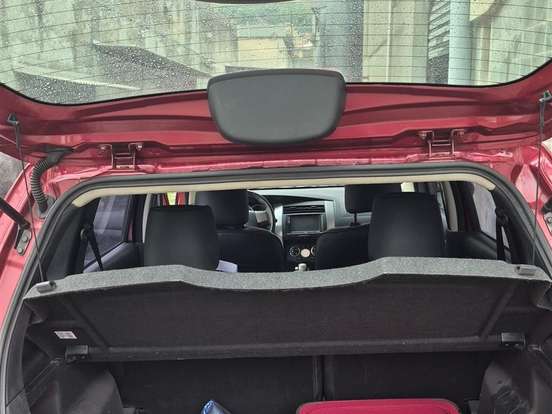 NISSAN-LIVINA-1.8 SL 16V FLEX 4P AUTOMÁTICO NISSAN-LIVINA-2012