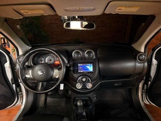 NISSAN-MARCH-2012