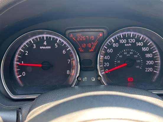 NISSAN-VERSA-2013