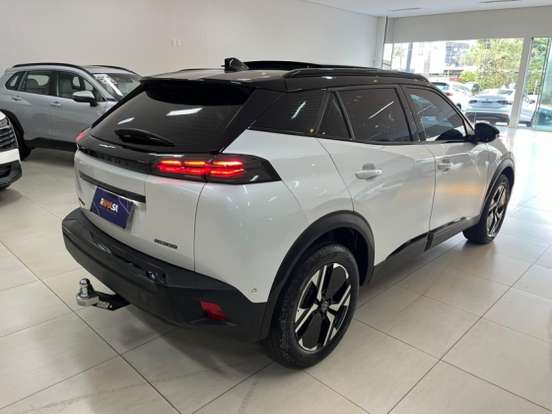 PEUGEOT-2008-2024