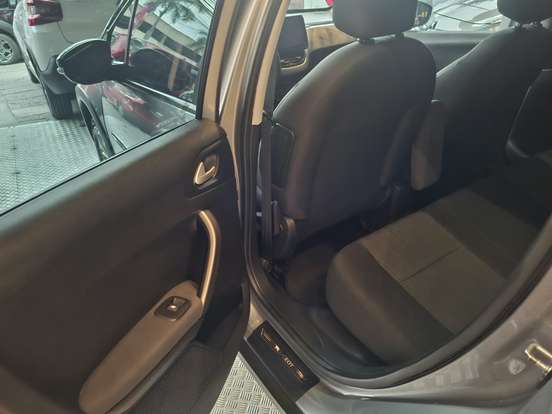PEUGEOT-2008-2022