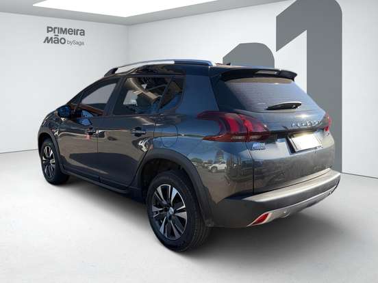 PEUGEOT-2008-2023