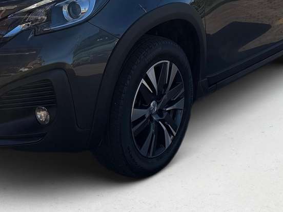 PEUGEOT-2008-2023