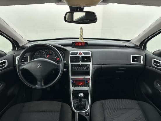 PEUGEOT-307-1.6 PRESENCE PACK 16V FLEX 4P MANUAL PEUGEOT-307-2011