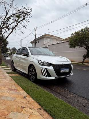 PEUGEOT-208-2024