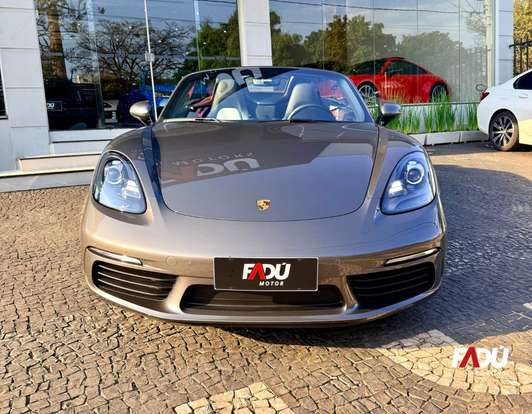 PORSCHE-718-2023