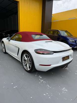 PORSCHE-718-2021
