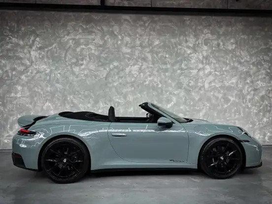 PORSCHE-911-2025