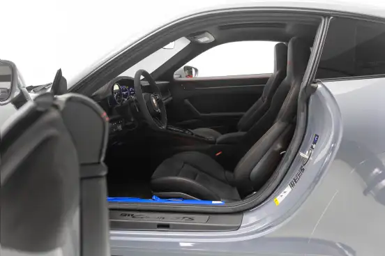 PORSCHE-911-2023