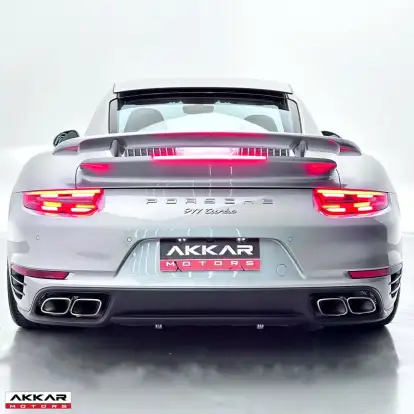 PORSCHE-911-2016