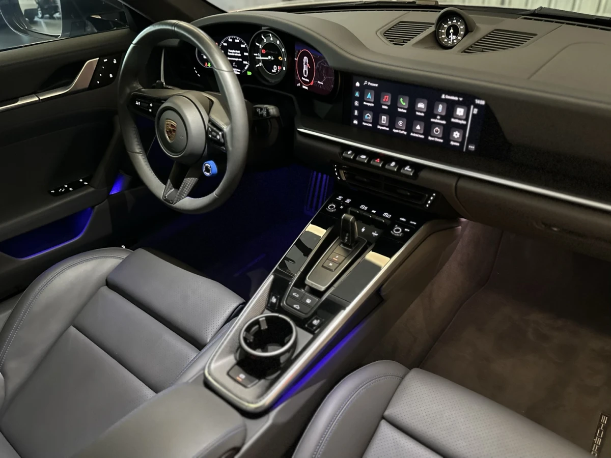Porsche 911 — foto 13