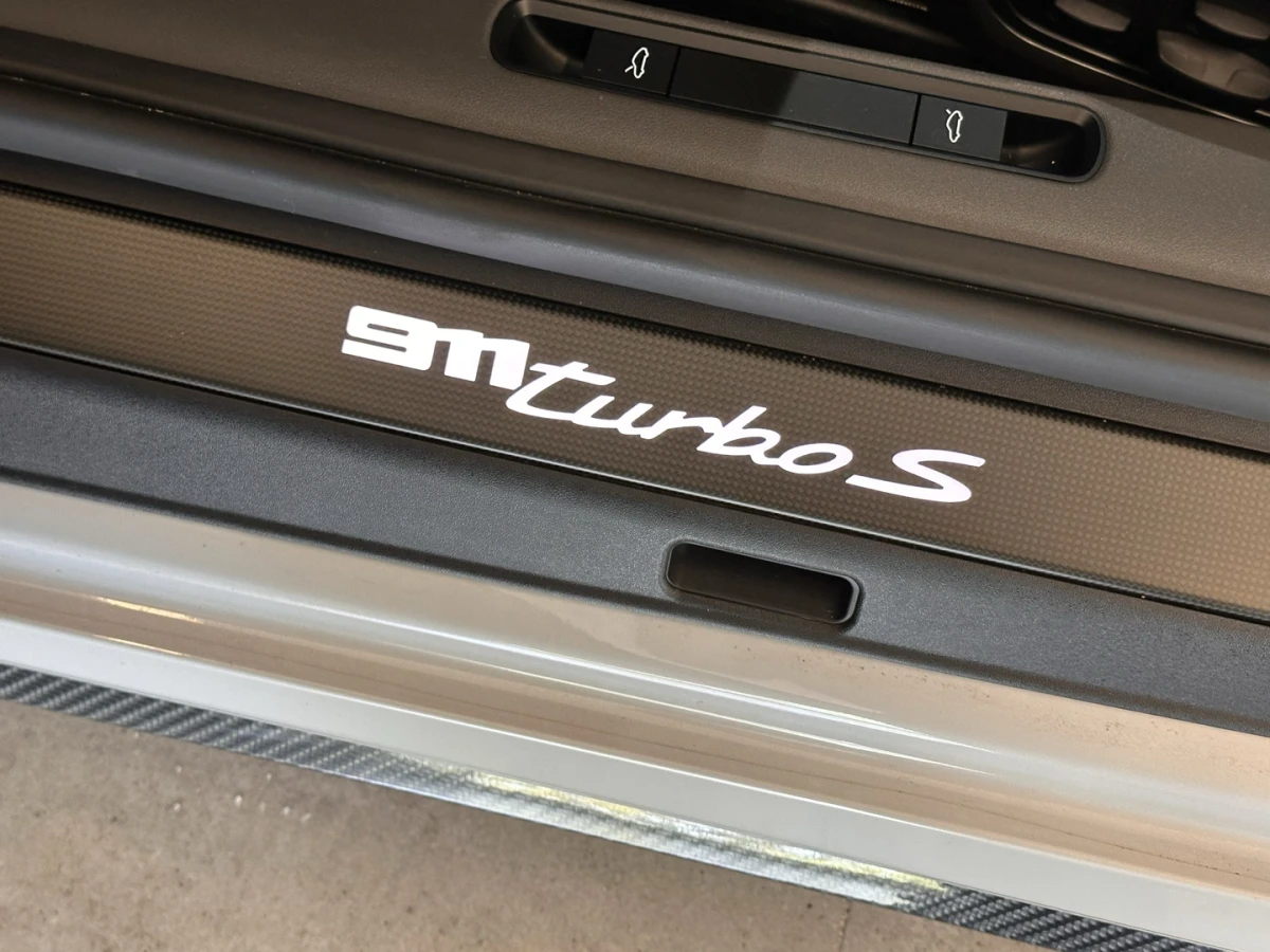 Porsche 911 — foto 16