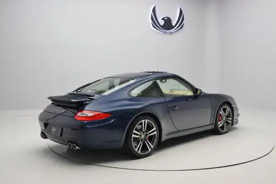 PORSCHE-911-2010