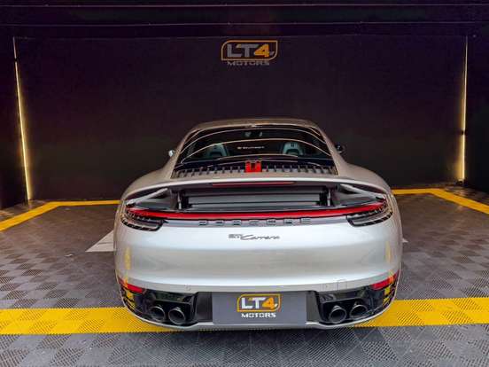PORSCHE-911-2020