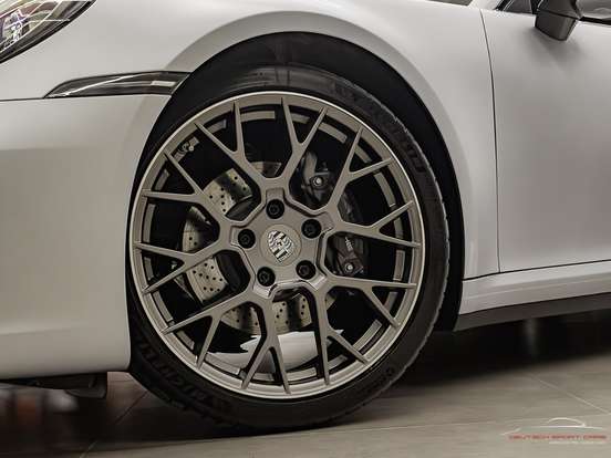 PORSCHE-911-2022