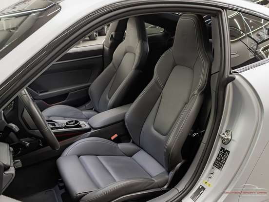 PORSCHE-911-2022
