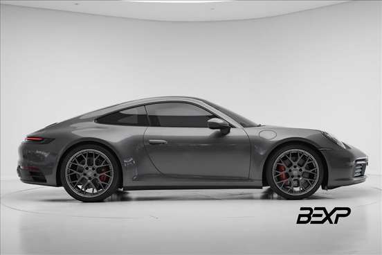 PORSCHE-911-2023