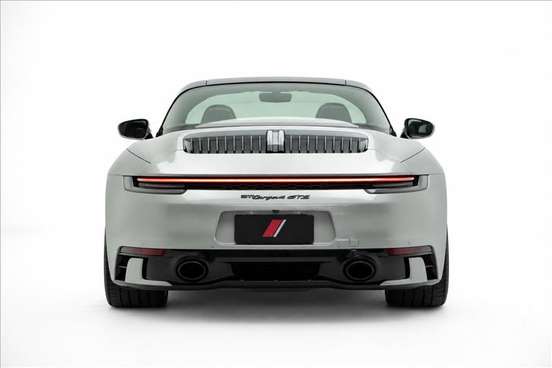 PORSCHE-911-2023