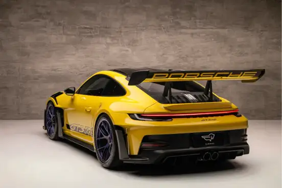 PORSCHE-911-2023