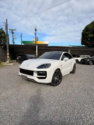 PORSCHE CAYENNE 3.0 V6 E-HYBRID COUPÉ AWD TIPTRONIC S