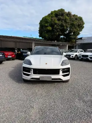 PORSCHE-CAYENNE-2025