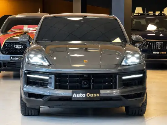 PORSCHE-CAYENNE-2025