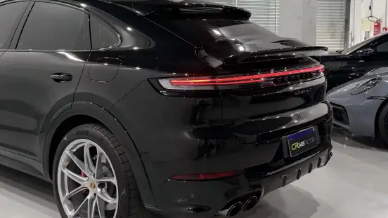 PORSCHE-CAYENNE-2024