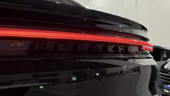PORSCHE-CAYENNE-2024