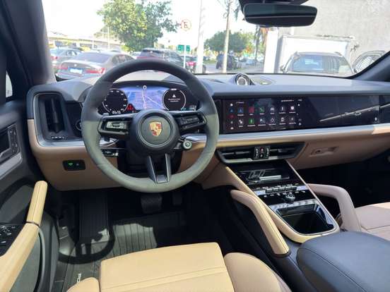 PORSCHE-CAYENNE-3.0 V6 E-HYBRID COUPÉ AWD TIPTRONIC S PORSCHE-CAYENNE-2025
