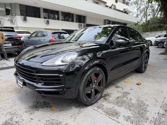 PORSCHE-CAYENNE-2019