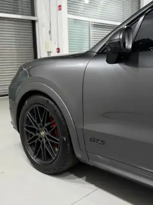 PORSCHE-CAYENNE-2025