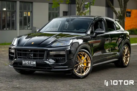 PORSCHE-CAYENNE-2023