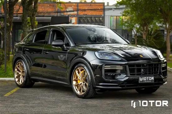 PORSCHE-CAYENNE-2023