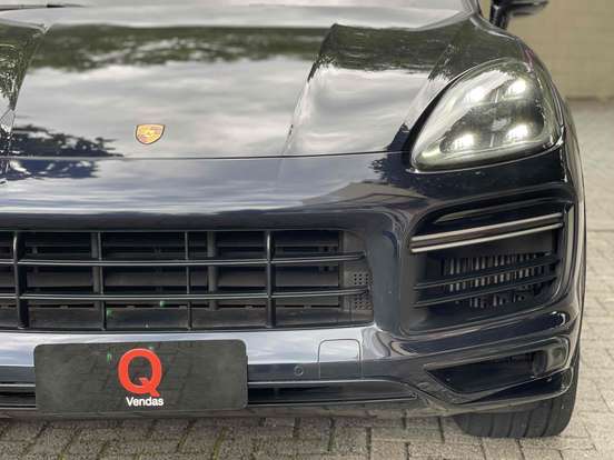 PORSCHE-CAYENNE-2018