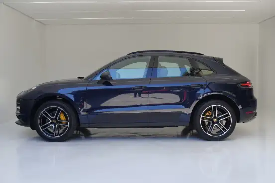 PORSCHE-MACAN-2020
