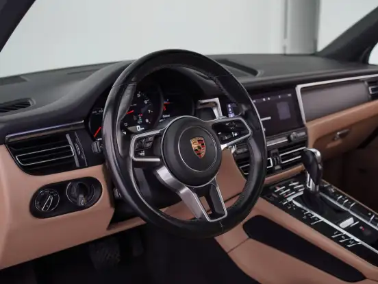 PORSCHE-MACAN-2.0 16V GASOLINA 4P AUTOMÁTICO PORSCHE-MACAN-2020