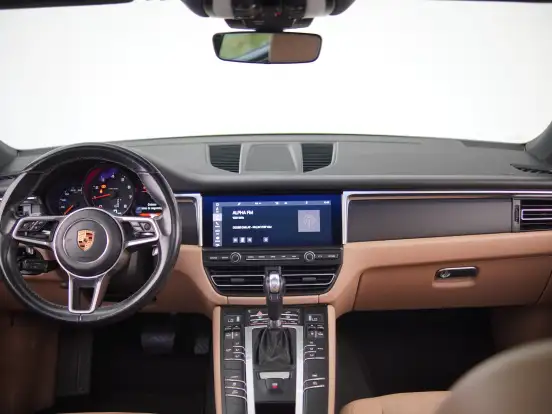 PORSCHE-MACAN-2.0 16V GASOLINA 4P AUTOMÁTICO PORSCHE-MACAN-2020