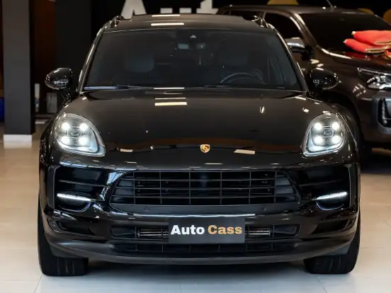 PORSCHE-MACAN-2019