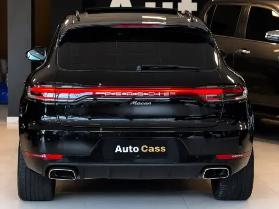 PORSCHE-MACAN-2019