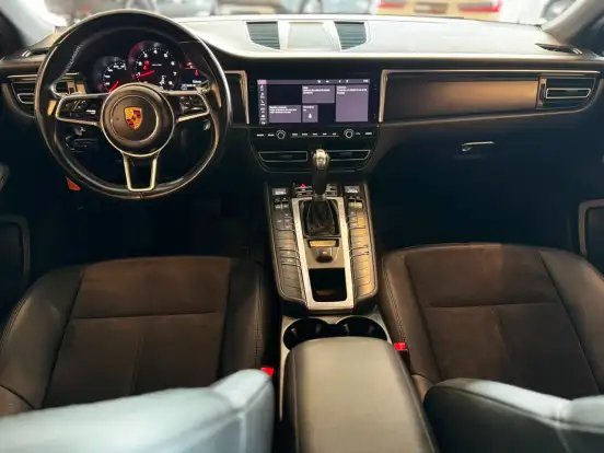 PORSCHE-MACAN-2019