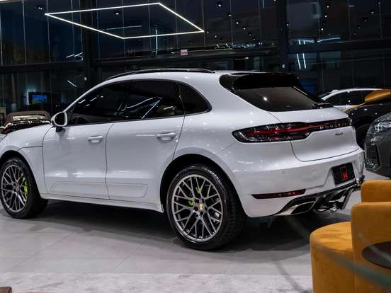 PORSCHE-MACAN-2.0 16V GASOLINA 4P AUTOMÁTICO PORSCHE-MACAN-2019