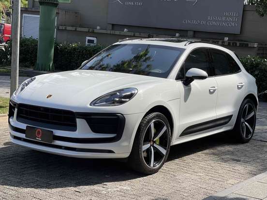 PORSCHE-MACAN-2022